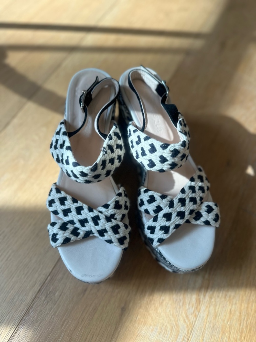 Free People Dolce Woven Platform Wedge Sandal Black White | Size 8.5 - Picture 3 of 7